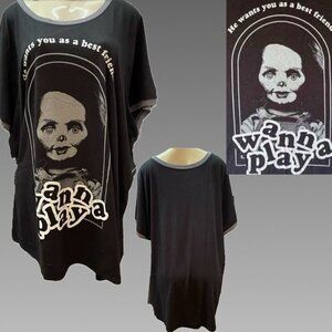 Universal +5 Black Crew Chucky Wanna Play Best Friend Graphic Short Sleeve Tee